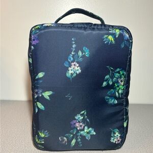 Lug Wingback Organizer Bag Bouquet Navy Floral